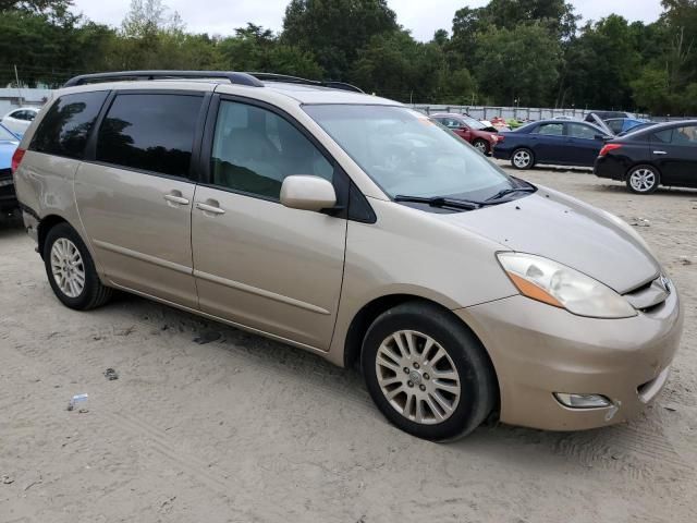 2007 Toyota Sienna XLE