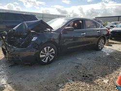 Salvage cars for sale at Arcadia, FL auction: 2016 Nissan Altima 2.5