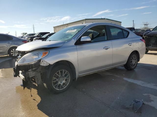 2012 Nissan Versa S