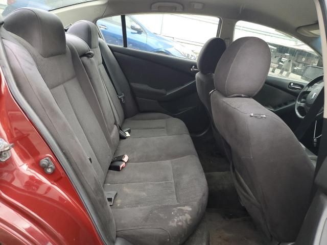 2010 Nissan Altima Base