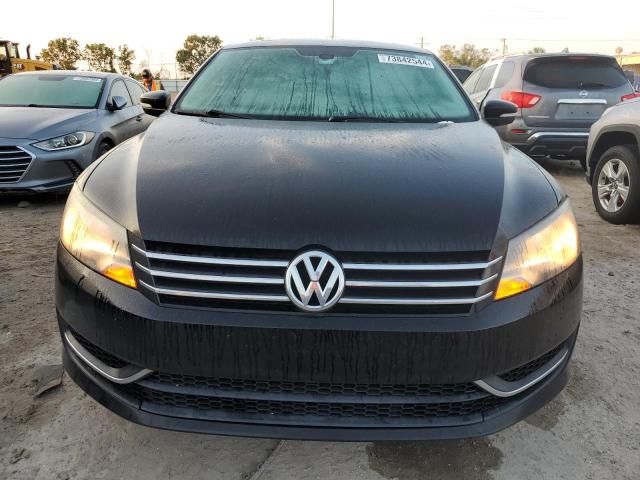 2013 Volkswagen Passat SE