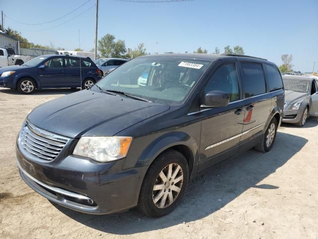 2013 Chrysler Town & Country Touring