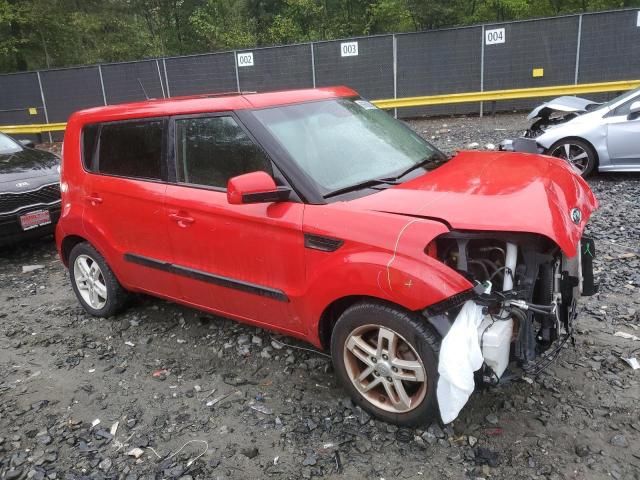 2011 KIA Soul +