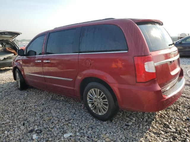 2015 Chrysler Town & Country Touring L