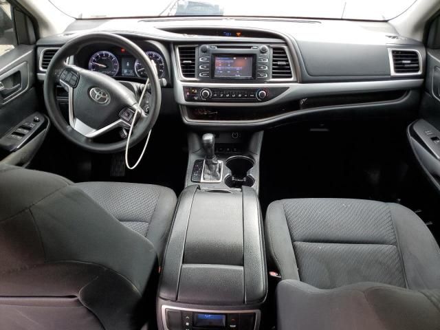 2015 Toyota Highlander LE