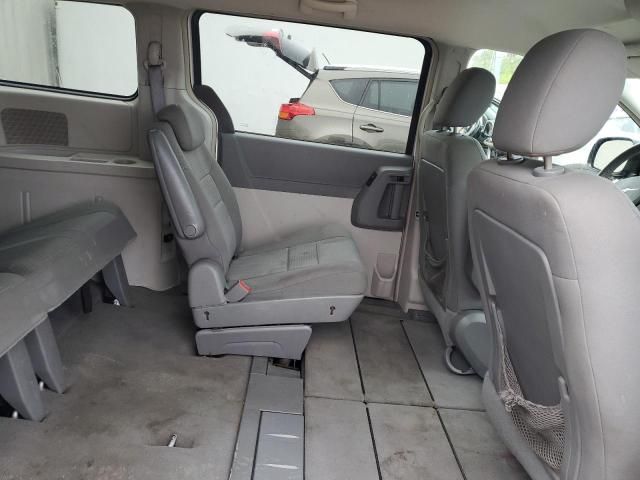 2010 Chrysler Town & Country Touring