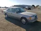 1995 Mercedes-Benz E 320 Base