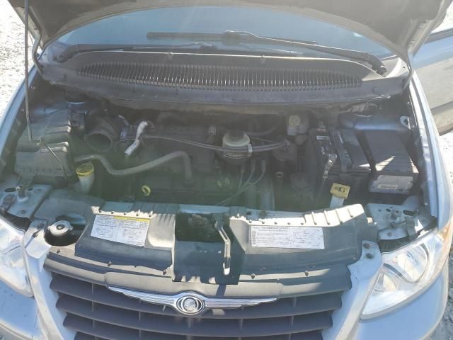 2006 Chrysler Town & Country