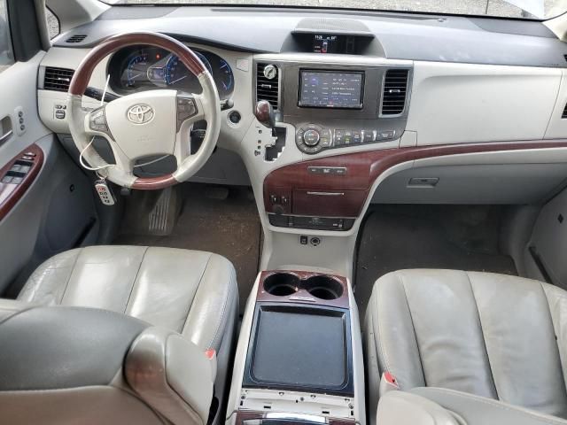 2011 Toyota Sienna XLE