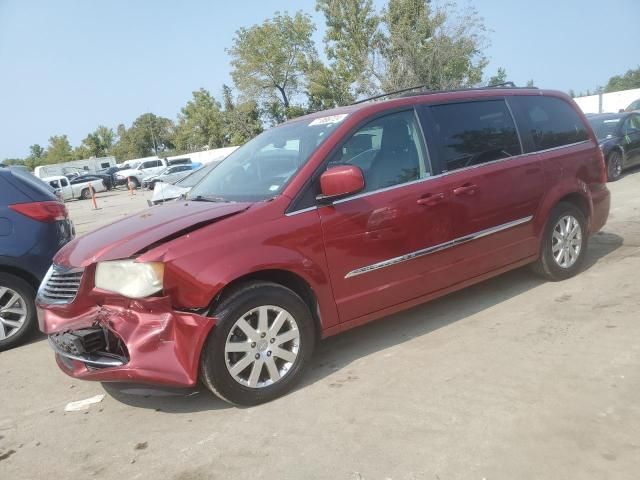 2012 Chrysler Town & Country Touring