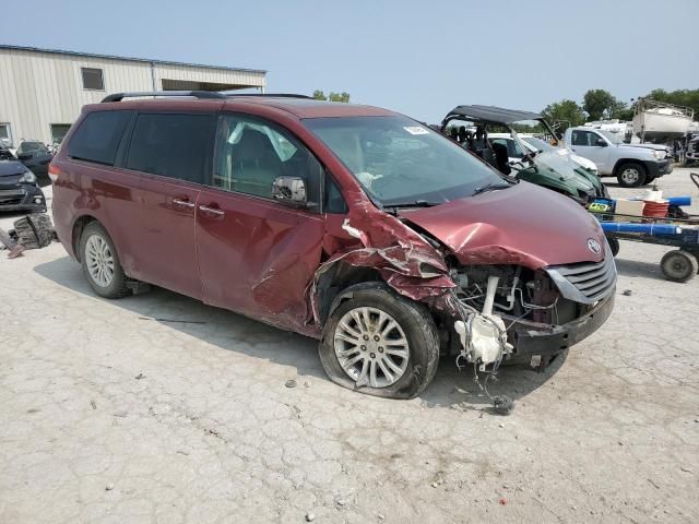 2011 Toyota Sienna XLE