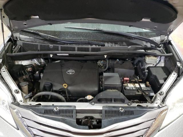 2017 Toyota Sienna XLE