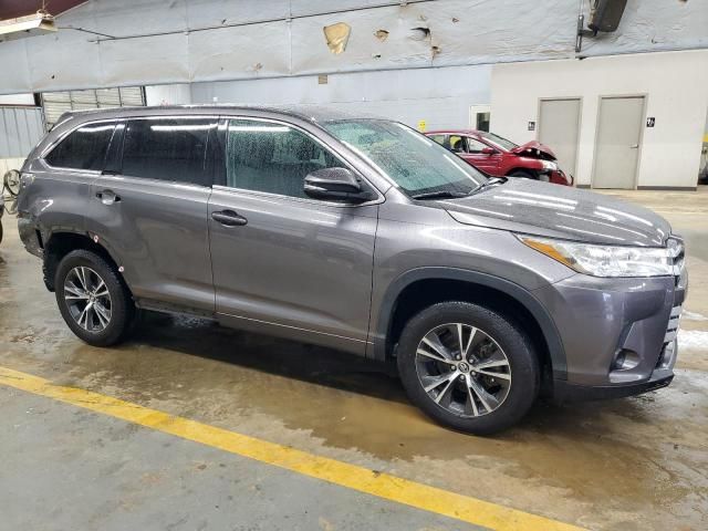 2018 Toyota Highlander LE