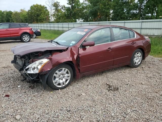 2010 Nissan Altima Base