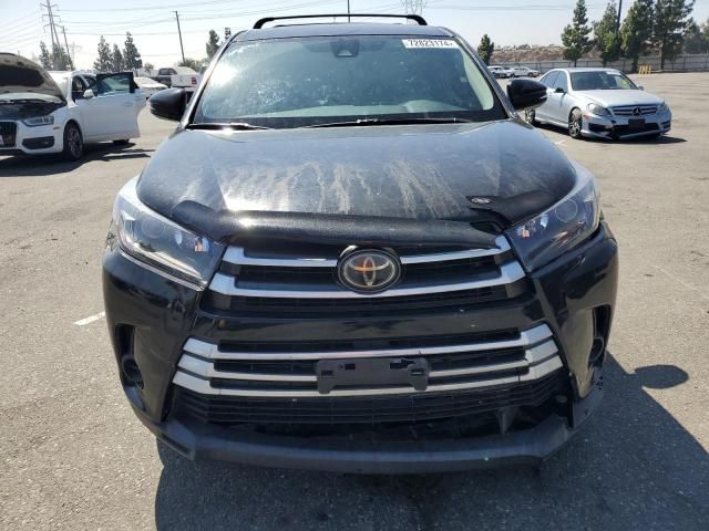 2018 Toyota Highlander LE