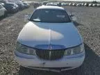 2001 Lincoln Town Car Signature