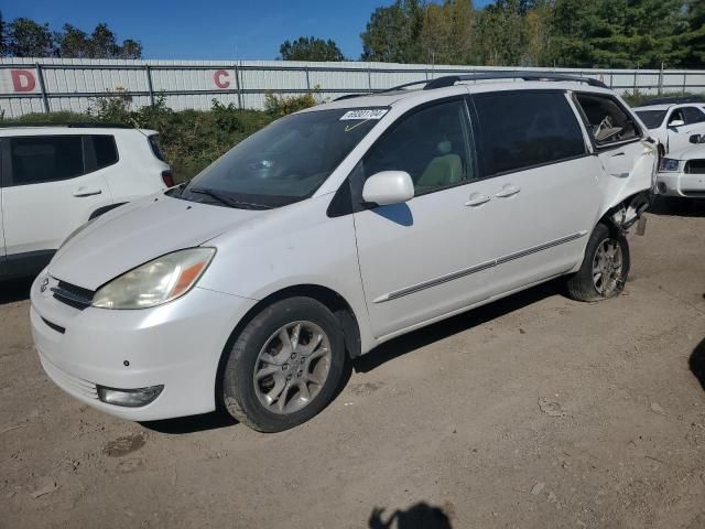 2004 Toyota Sienna XLE