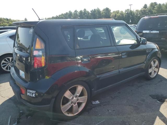 2010 KIA Soul +