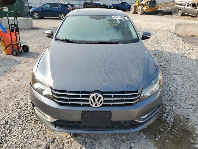 2014 Volkswagen Passat SEL