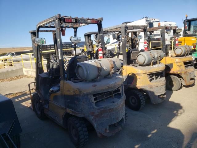 2006 Caterpillar Forklift