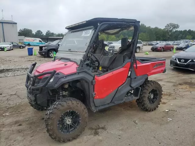 2017 Honda SXS1000 M3