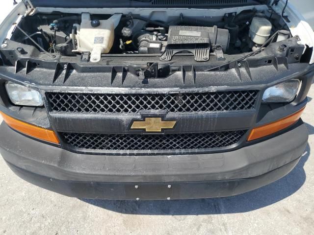 2017 Chevrolet Express G2500