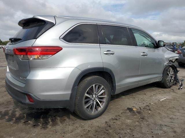 2018 Toyota Highlander SE