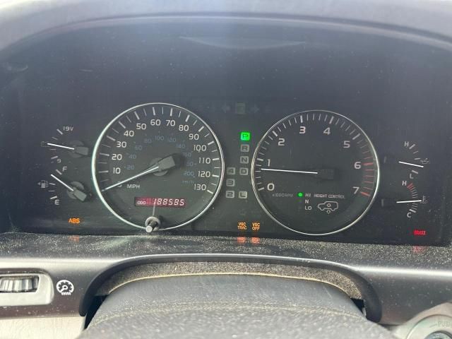 2004 Lexus LX 470