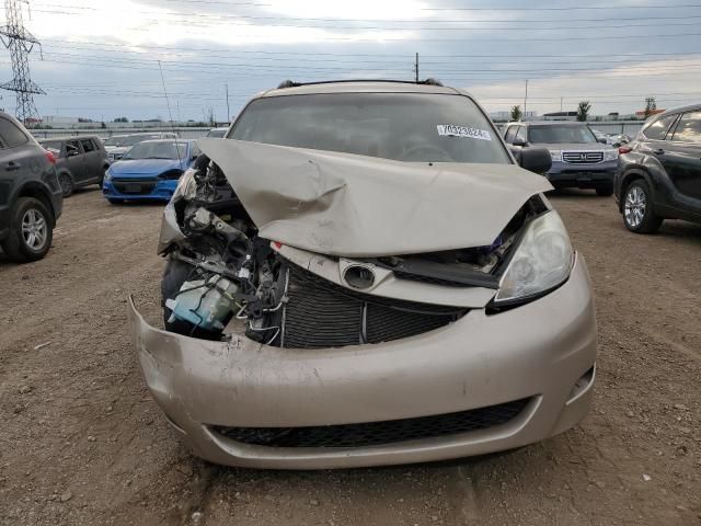 2006 Toyota Sienna CE