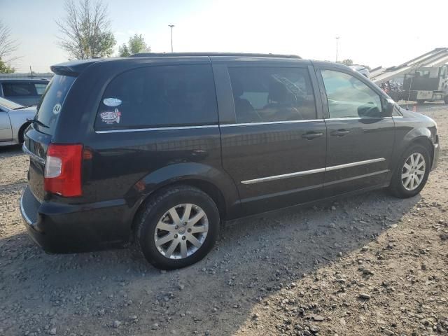 2016 Chrysler Town & Country Touring