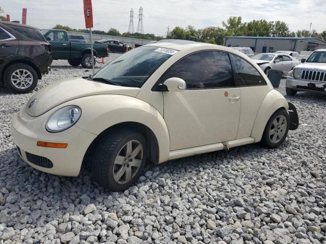 2007 Volkswagen New Beetle 2.5L Option Package 1