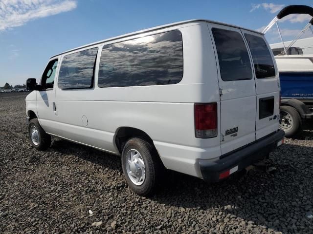 2013 Ford Econoline E350 Super Duty Wagon