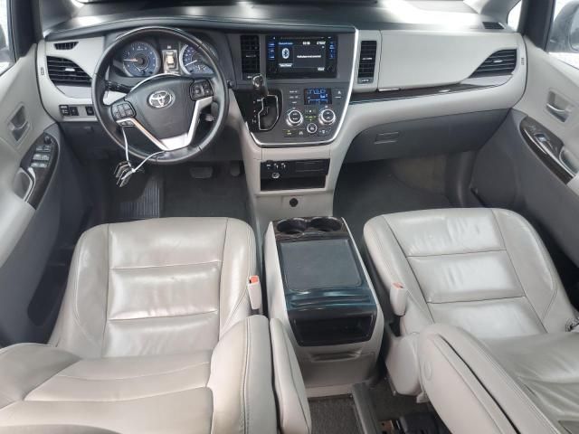 2015 Toyota Sienna XLE