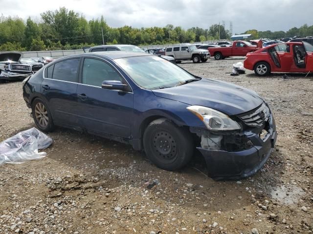 2010 Nissan Altima Base