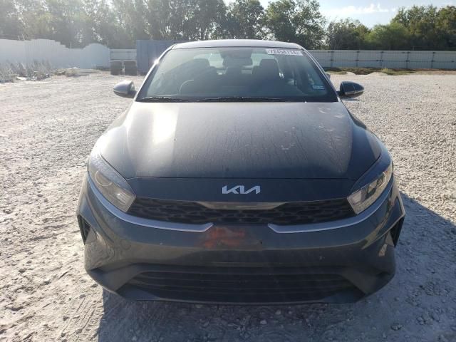 2023 KIA Forte LX