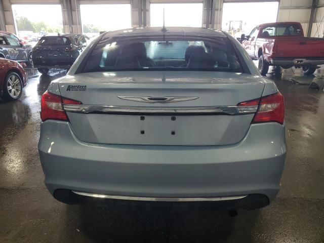 2012 Chrysler 200 Touring