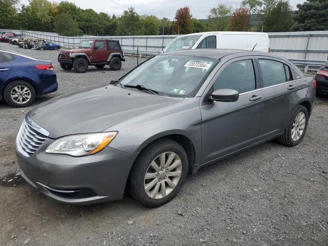 2013 Chrysler 200 Touring