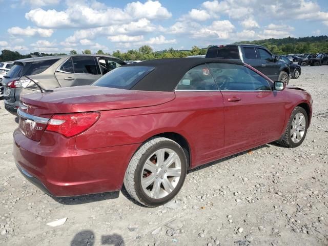 2013 Chrysler 200 Touring