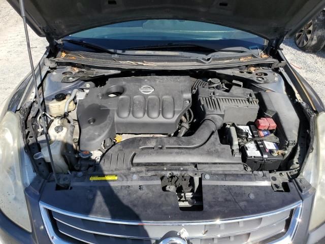 2010 Nissan Altima Base