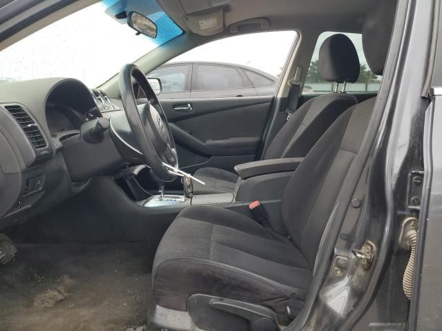 2010 Nissan Altima Base