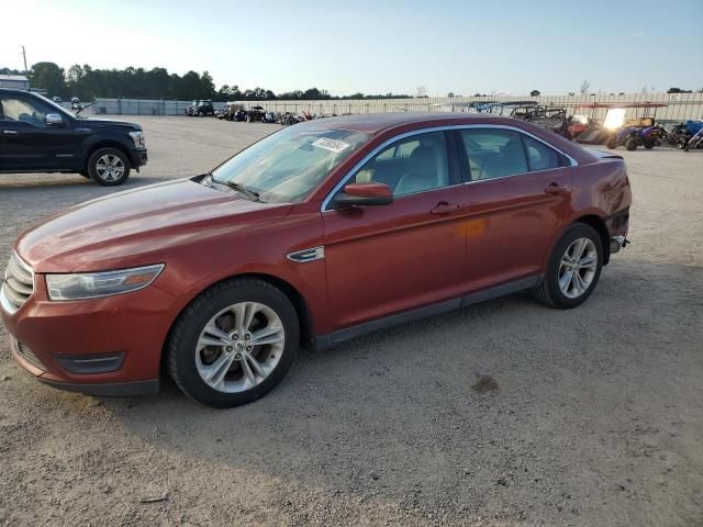 2014 Ford Taurus SEL