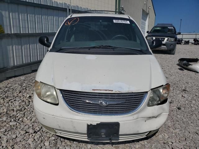 2002 Chrysler Town & Country LXI