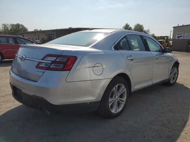 2018 Ford Taurus SE