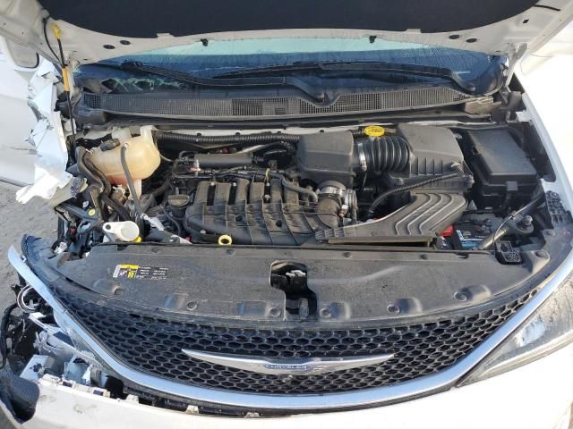 2017 Chrysler Pacifica Touring L Plus