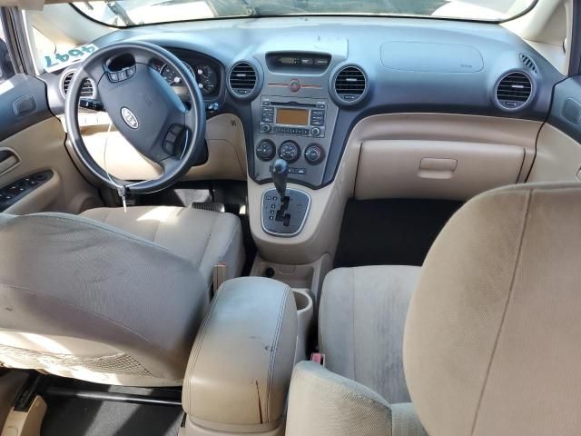 2009 KIA Rondo Base