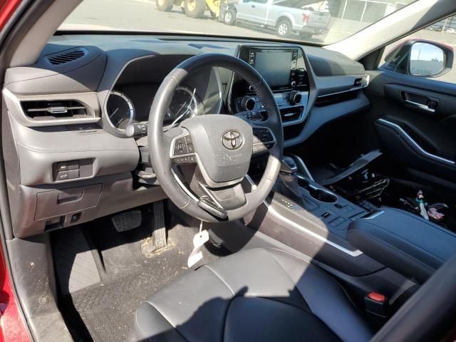 2022 Toyota Highlander XLE