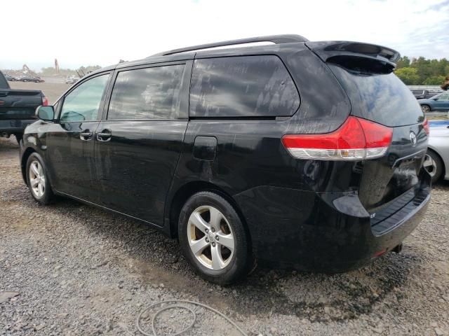 2013 Toyota Sienna LE