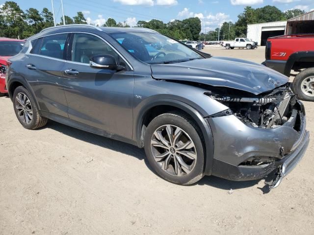 2017 Infiniti QX30 Base