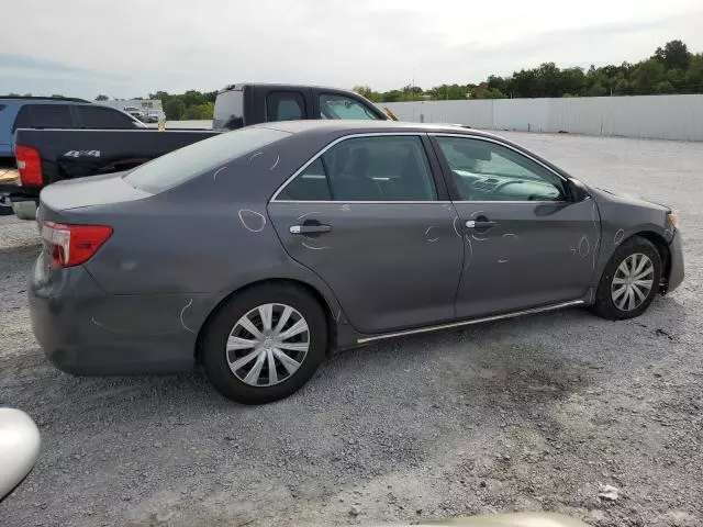 2014 Toyota Camry Hybrid