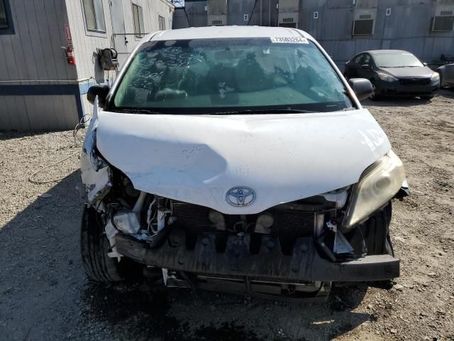 2011 Toyota Sienna